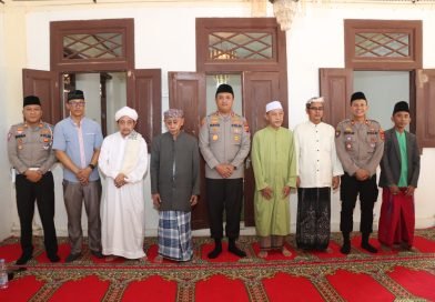 Jalin Silaturahmi, Kapolres Cirebon Kota Kunjungi Pondok Pesantren Benda Kerep